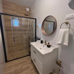 vizitați hotelul